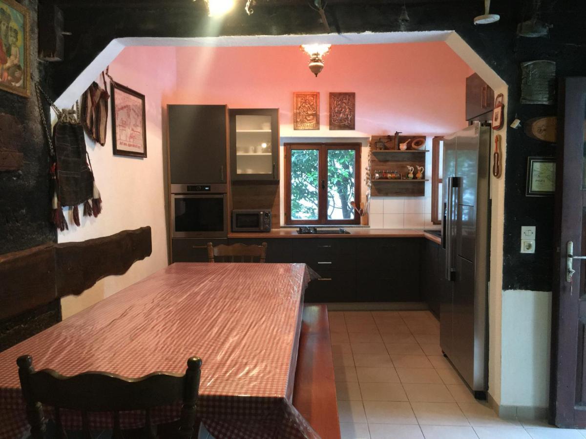 Villa Vlade- From The Heated Pool To The Beach In 1 Minute Jesenice  Exteriör bild